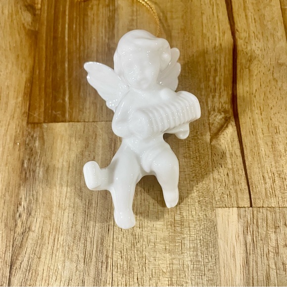 Vintage Gorham Christmas Cherubs Pure White Glazed Porcelain Musical Instruments - Picture 7 of 12